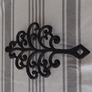 John Wright Tree of Life Cast Iron Trivet b620